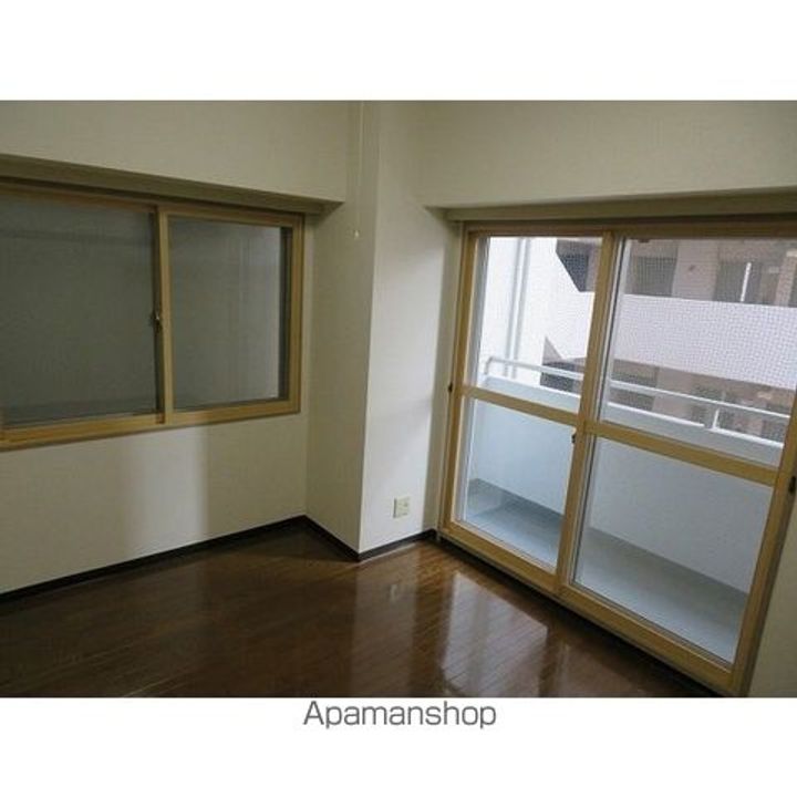 東京都江東区大島1丁目の賃貸マンションの内装