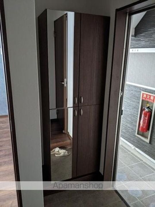 アプリーレ井尻の玄関