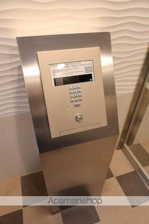 東京都墨田区菊川1丁目の賃貸マンションの外観