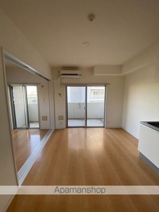 shostyleHAKATAの居間