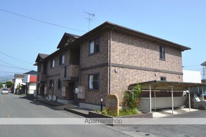 サン・アドヴァンスの外観