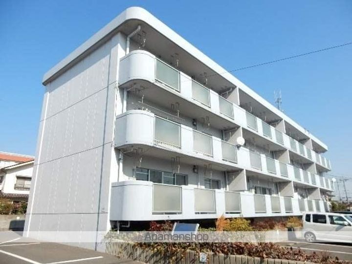 岡山県岡山市中区倉田の賃貸マンションの外観