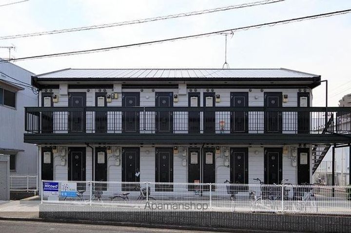 ピア三条北の外観