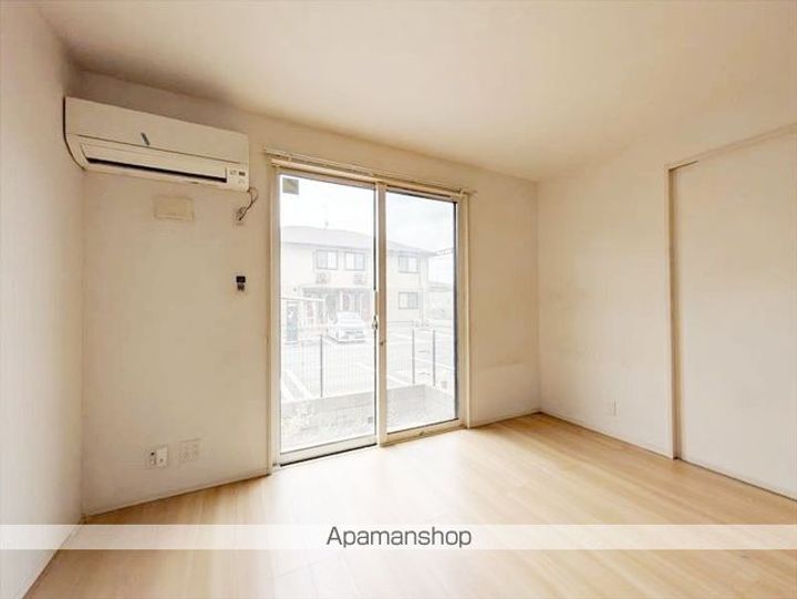 プラント B棟の居間