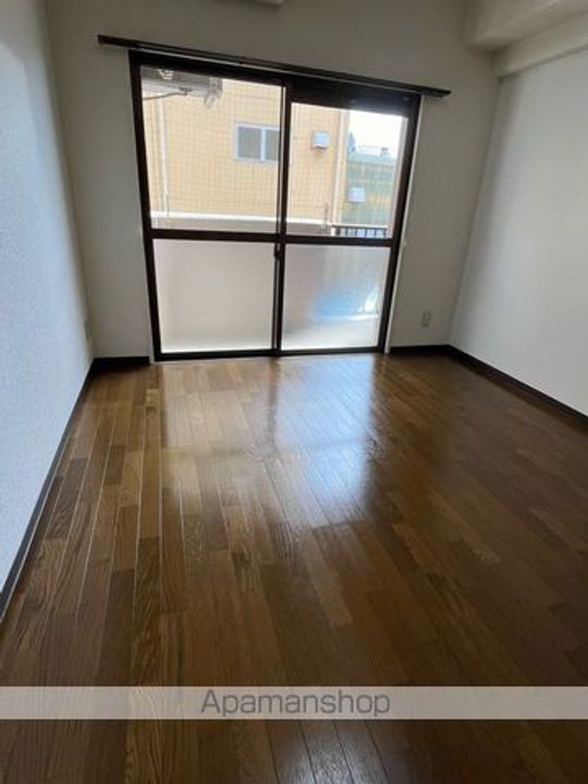 大阪府堺市堺区北庄町3丁の賃貸マンションの内装