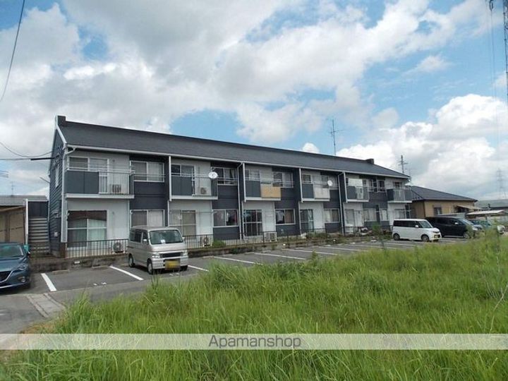 アーバン布袋106の外観