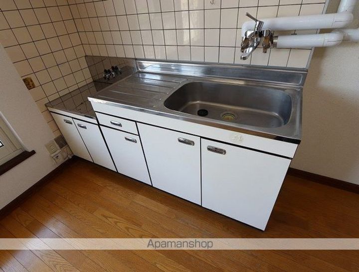 ロイヤルハイム青雲A201のキッチン