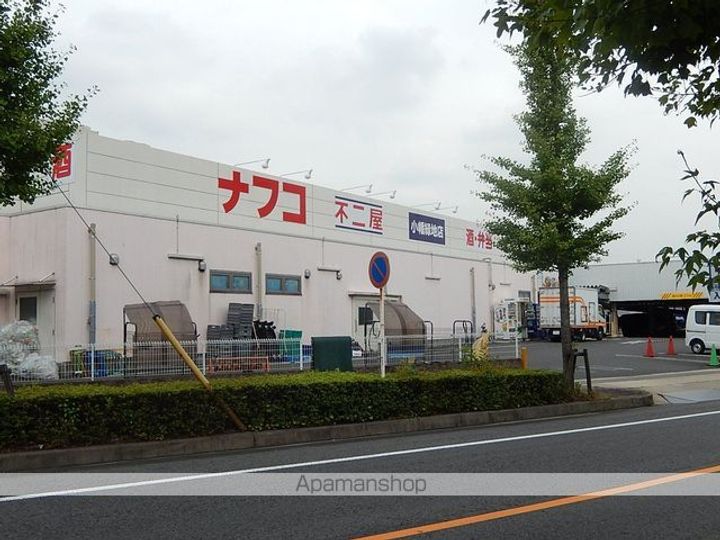 アンプルール ブワ シャトーの周辺