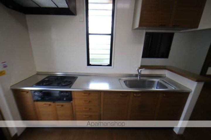 広島県広島市西区草津新町2丁目(一戸建)の賃貸物件戸建てのキッチン