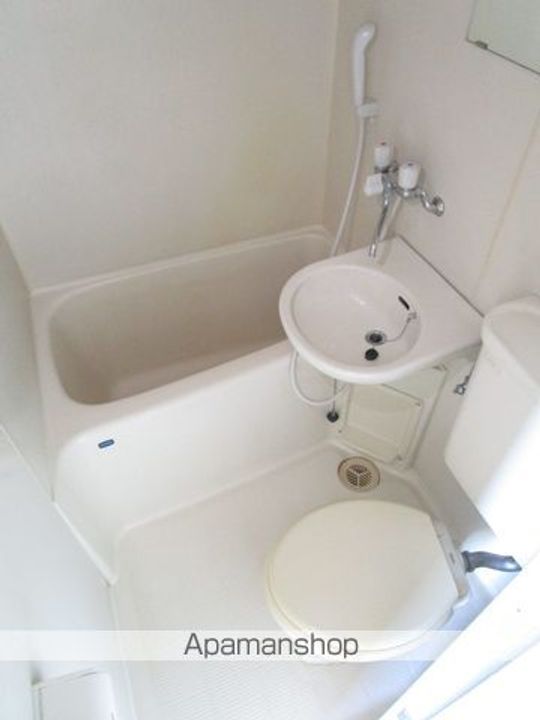 東京都中野区本町6丁目の賃貸マンションの風呂