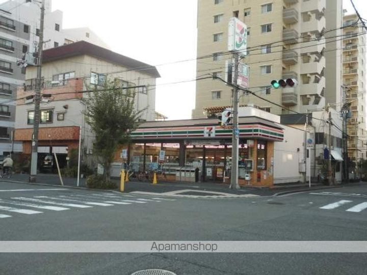 クリアグランの周辺