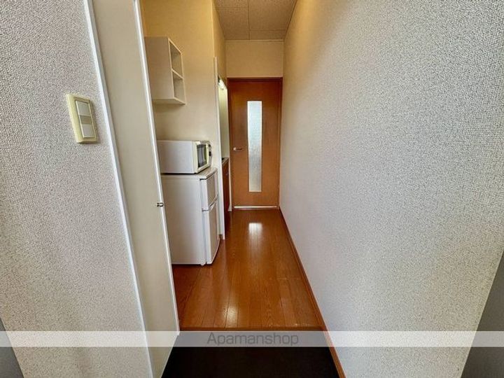 レオパレス天竜203の玄関