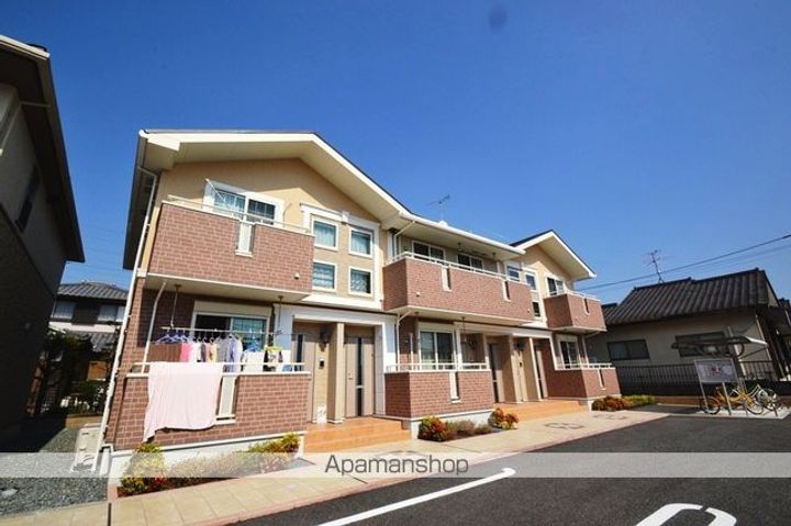 熊本県八代市横手新町の賃貸アパートの外観