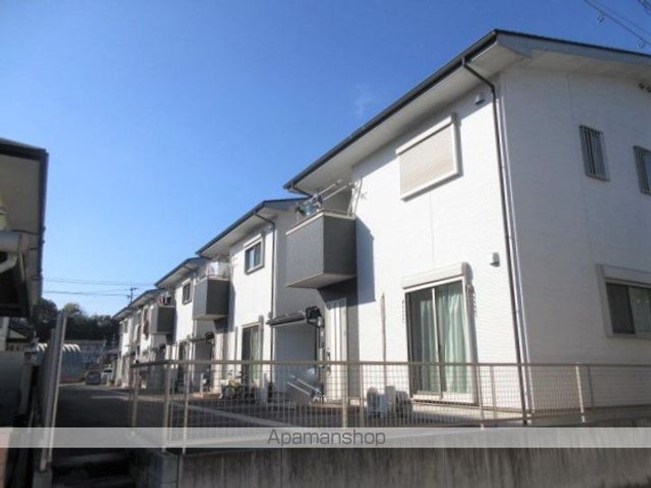 テラス住宅の外観