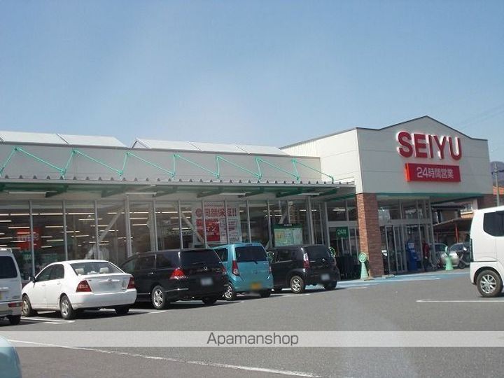 フラワーヒル Bの周辺