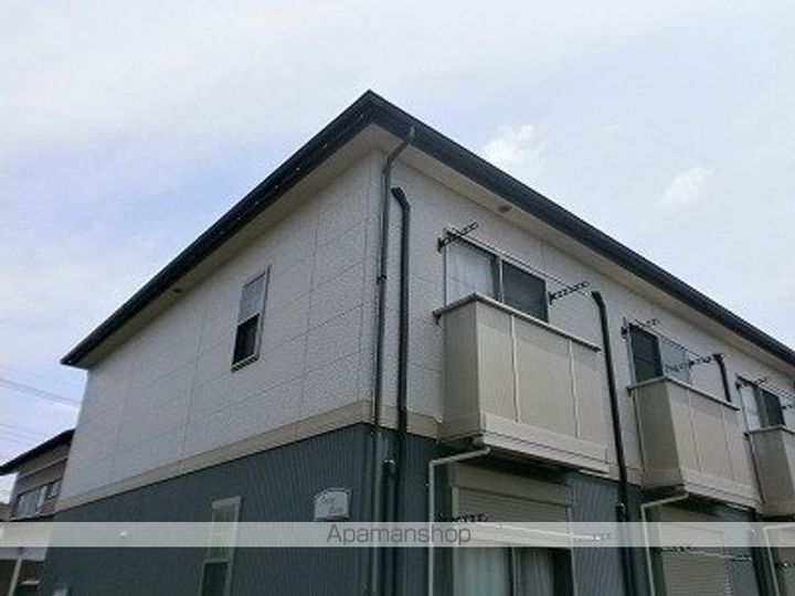 東京都東大和市狭山4丁目の賃貸アパートの外観