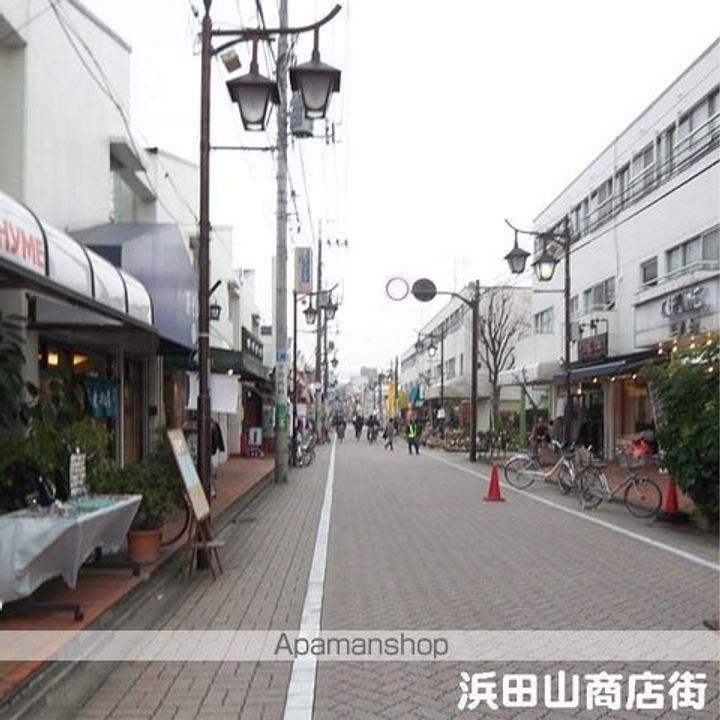 プリティーハウス102の周辺