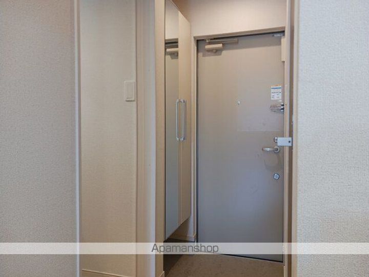 ヒカルサひたちなかの玄関