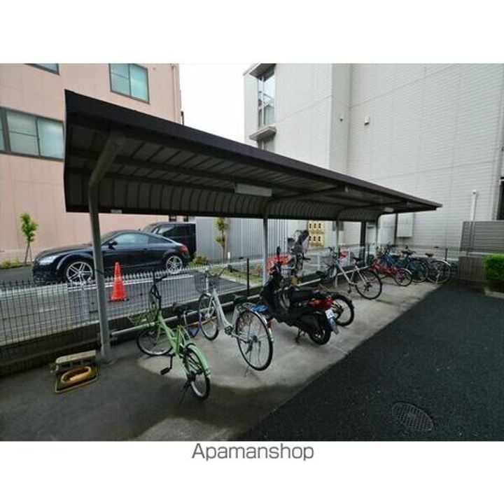 クイーンズ・スクエアのその他画像