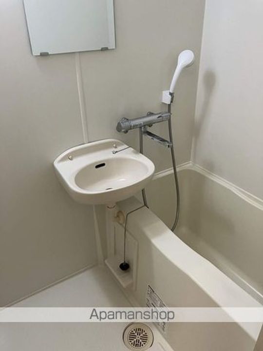 レオパレス高島211の風呂