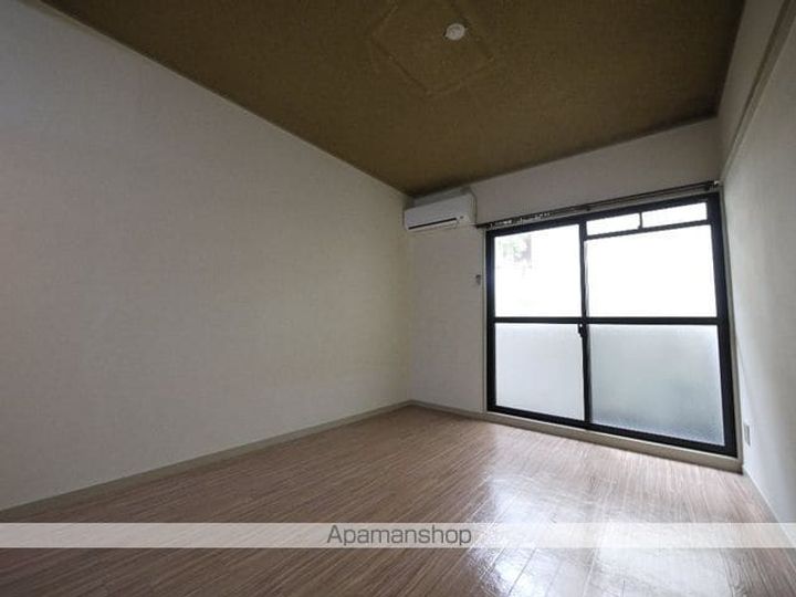 ドール本願寺103の居間