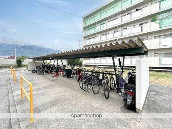 ビレッジハウス八田2号棟の内装