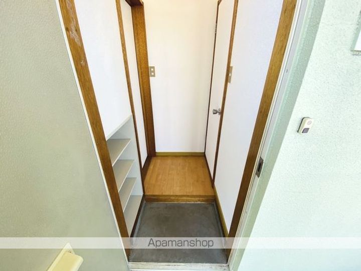 ロピアナカムラ3の玄関