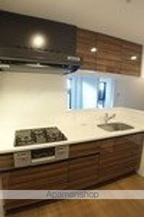 ロイジェント志村坂上のキッチン