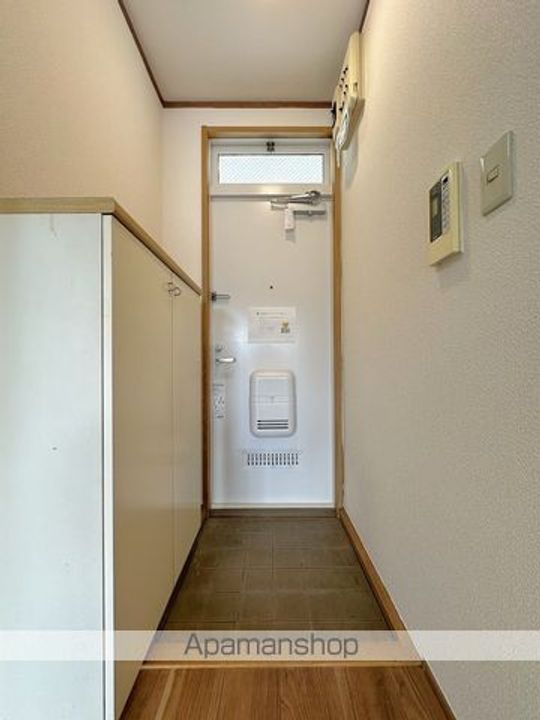 セレス壱番館の玄関
