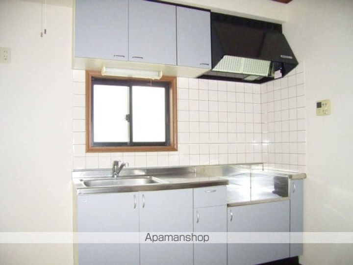 ラフィネププル201のキッチン