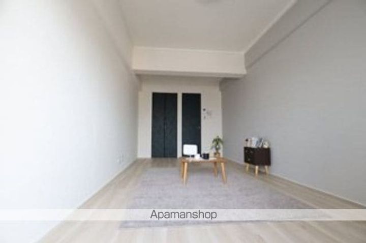 ブランフォーレ南久米306の居間