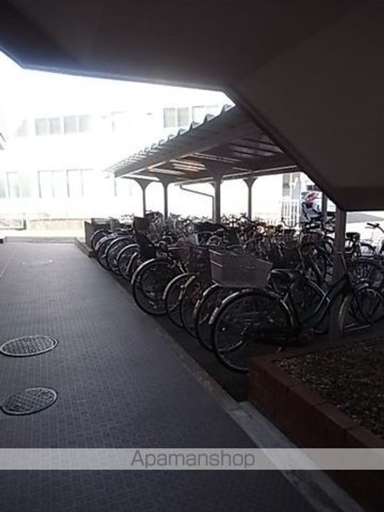 愛知県名古屋市中川区高畑5丁目の賃貸マンションの外観