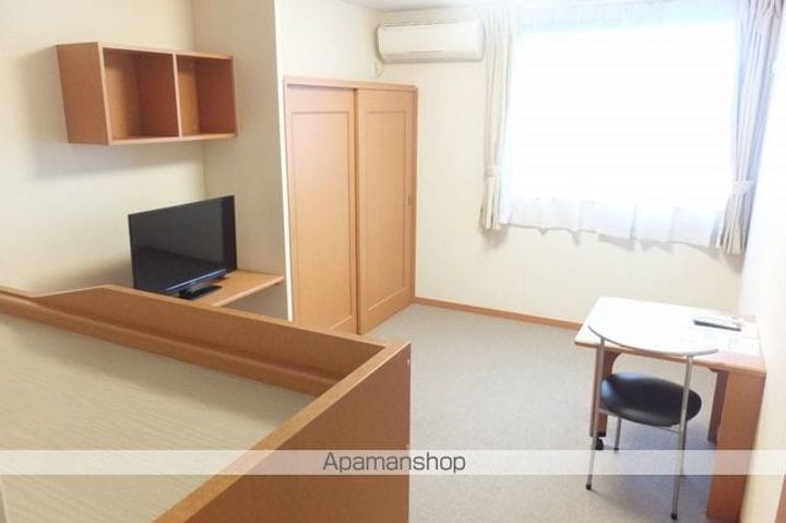 レオパレスPRIMALの居間