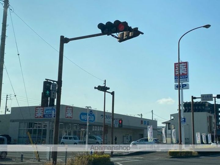 リビングタウン伏石A・B棟の周辺