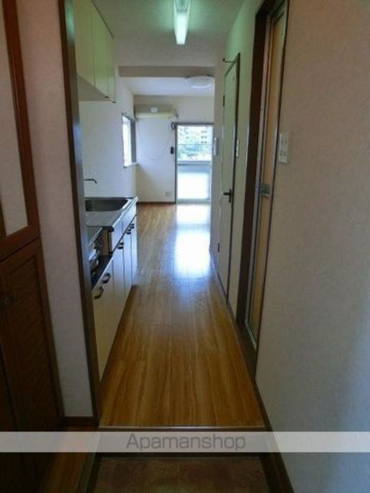 グルニエS・Tの玄関