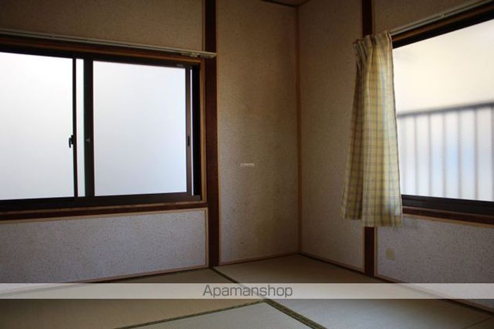 広島県尾道市栗原町の賃貸アパートの内装