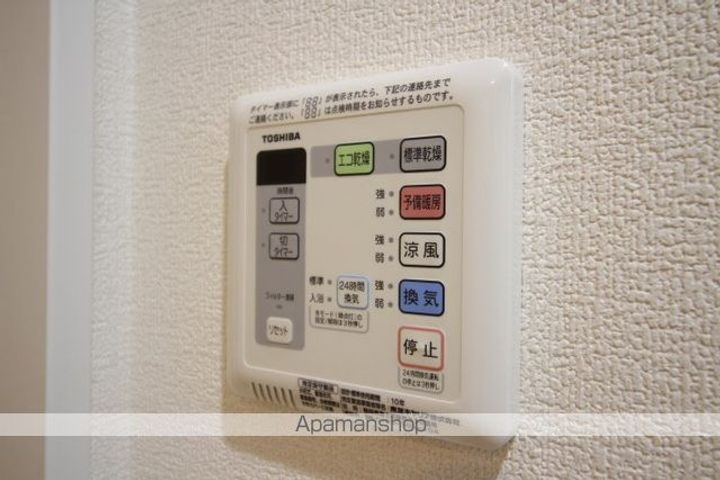 岡山県岡山市北区富田町1丁目の賃貸マンションの内装