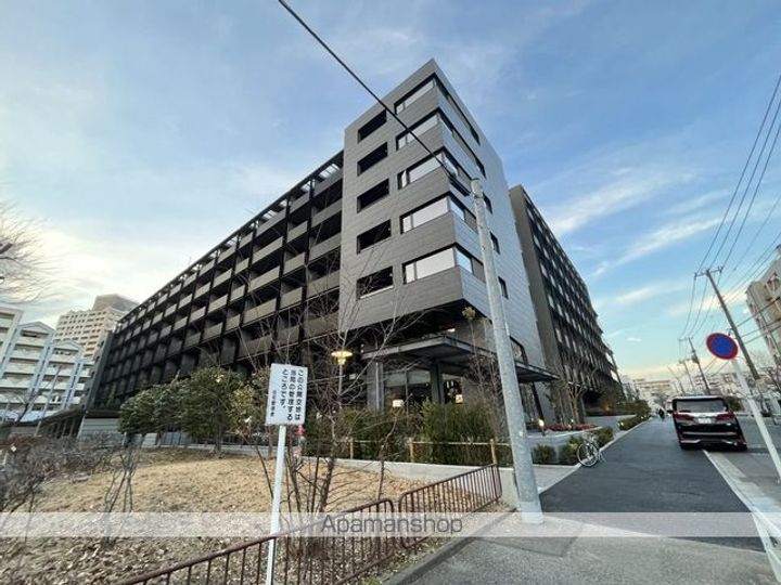 パークアクシス新宿百人町の外観