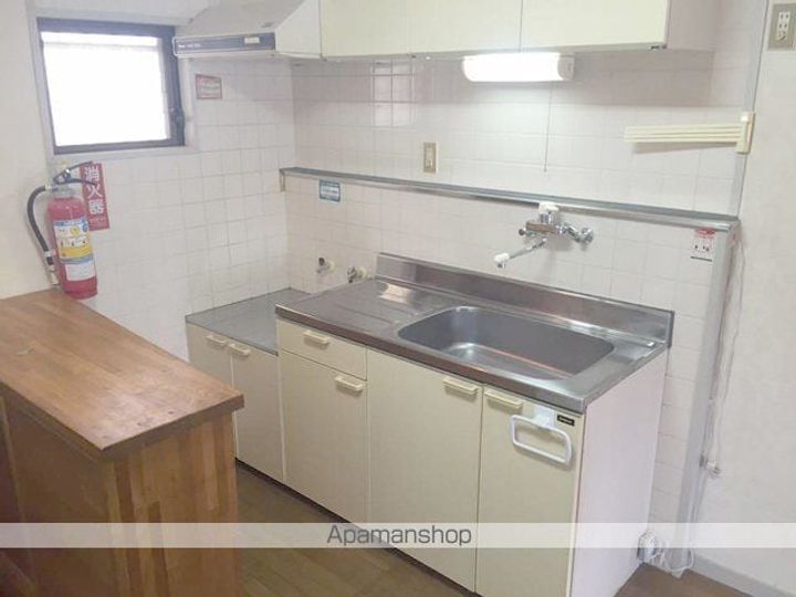 福島県郡山市桜木2丁目の賃貸マンションのキッチン