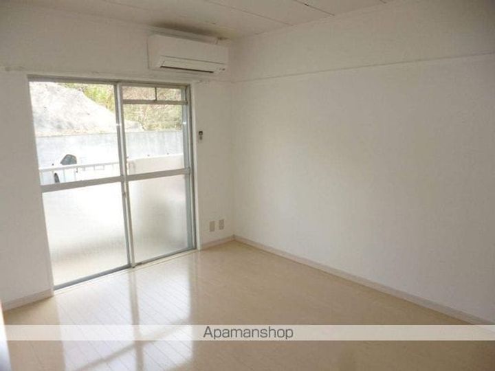 プロレジデンスB102の居間