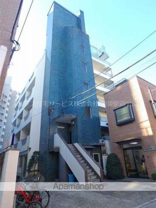 真砂マンションの外観