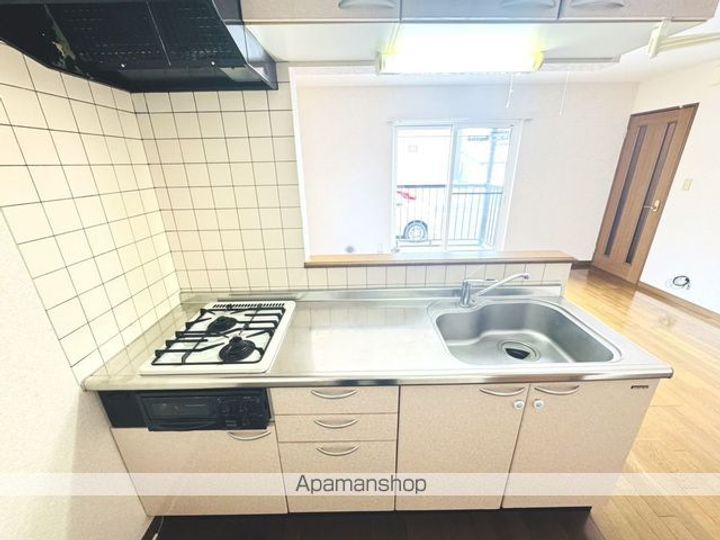 メゾンST−Ⅱ101のキッチン