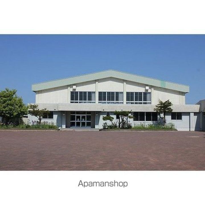 プラージュの周辺