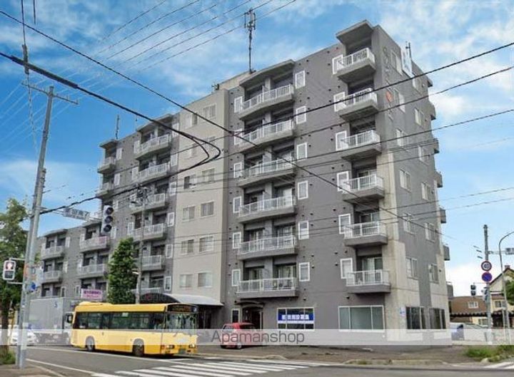 フローレンス①308の外観