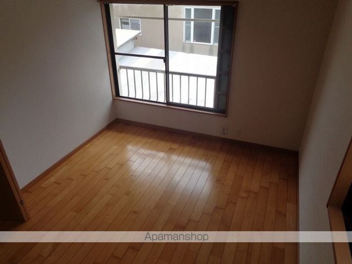 新八雲荘の内装