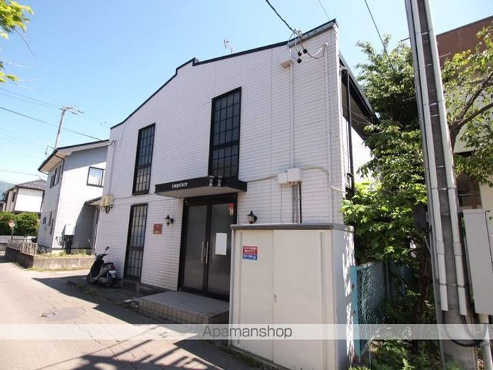 レオパレスグリーンヒル塩尻206の外観