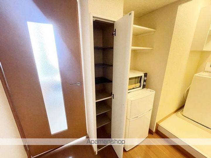 レオパレスブリランテの内装