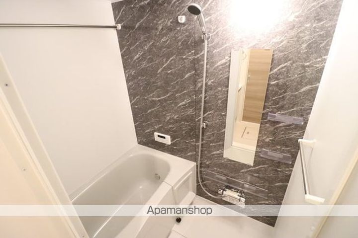 DーROOMエムツーの風呂