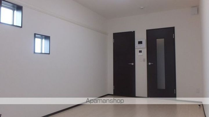 クレイノSOLUTIONSⅥ202の居間