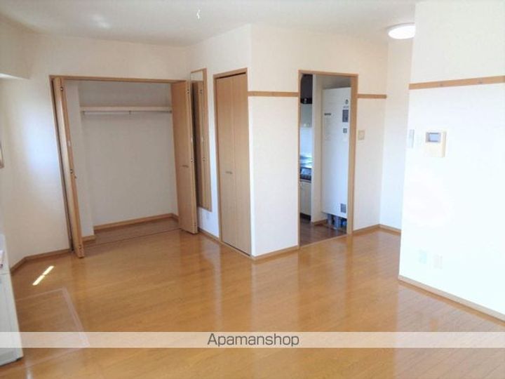 プレシャスクローバー301の内装